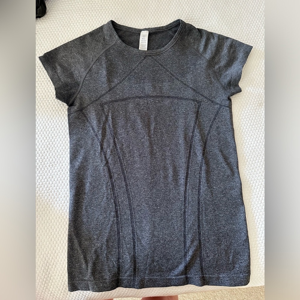Grey Ivviva top